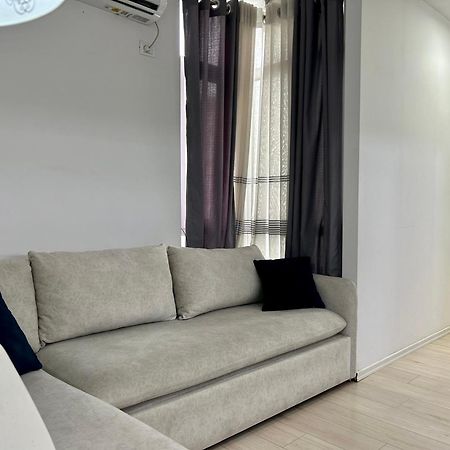 A&X Lovely And Central Apartment - 24H Self Check-In Tirana Eksteriør billede