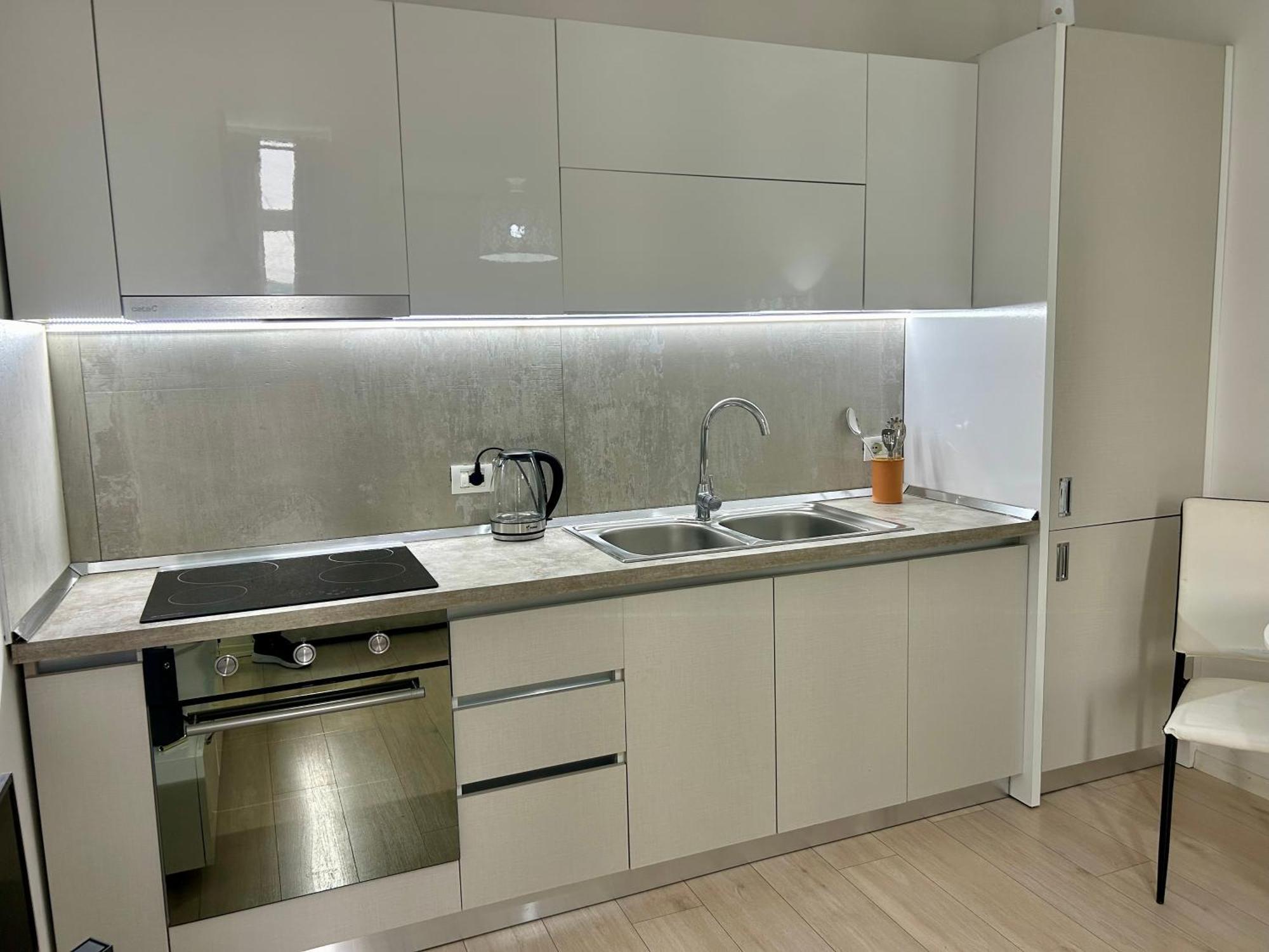 A&X Lovely And Central Apartment - 24H Self Check-In Tirana Eksteriør billede