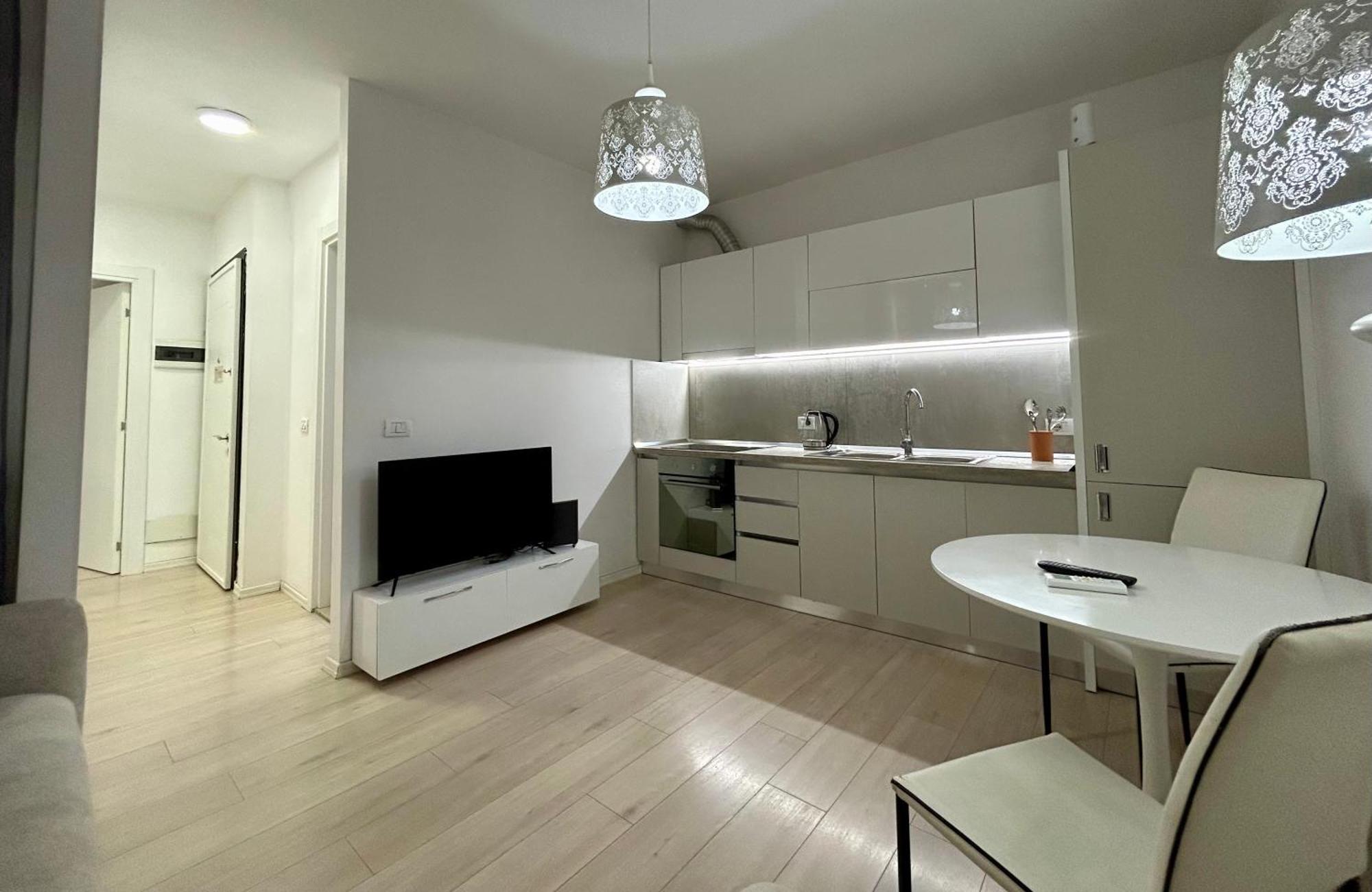 A&X Lovely And Central Apartment - 24H Self Check-In Tirana Eksteriør billede