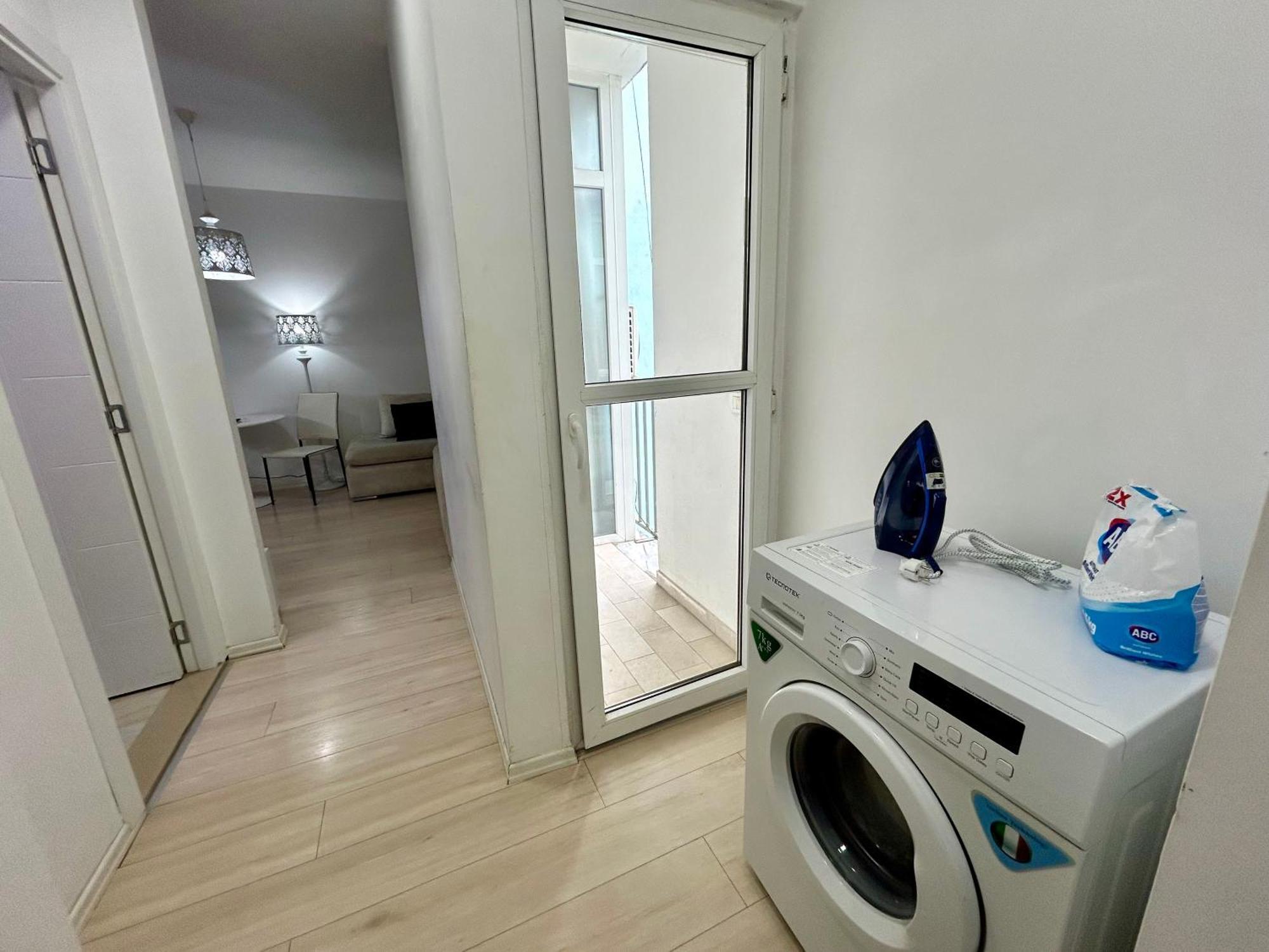 A&X Lovely And Central Apartment - 24H Self Check-In Tirana Eksteriør billede