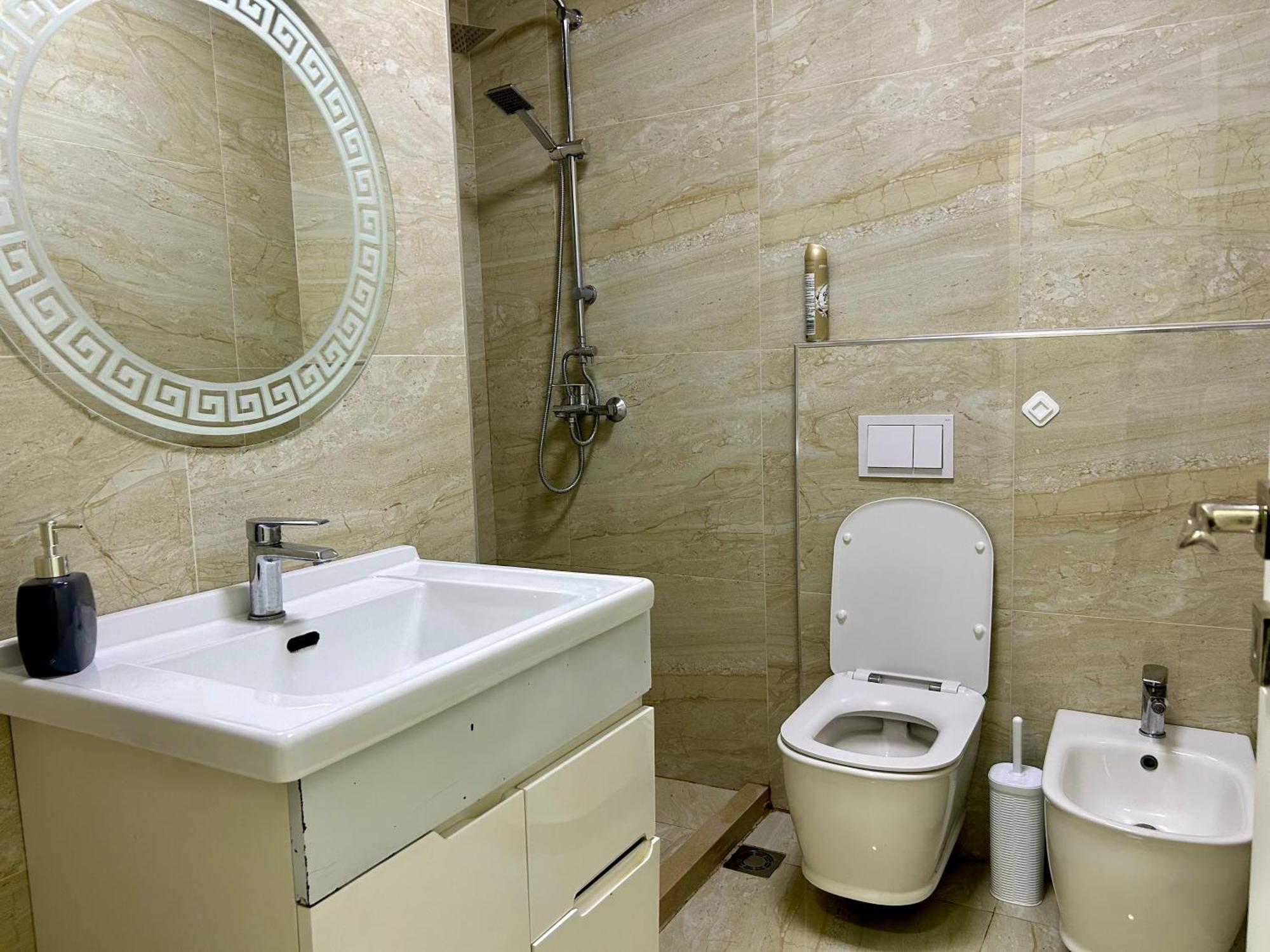 A&X Lovely And Central Apartment - 24H Self Check-In Tirana Eksteriør billede