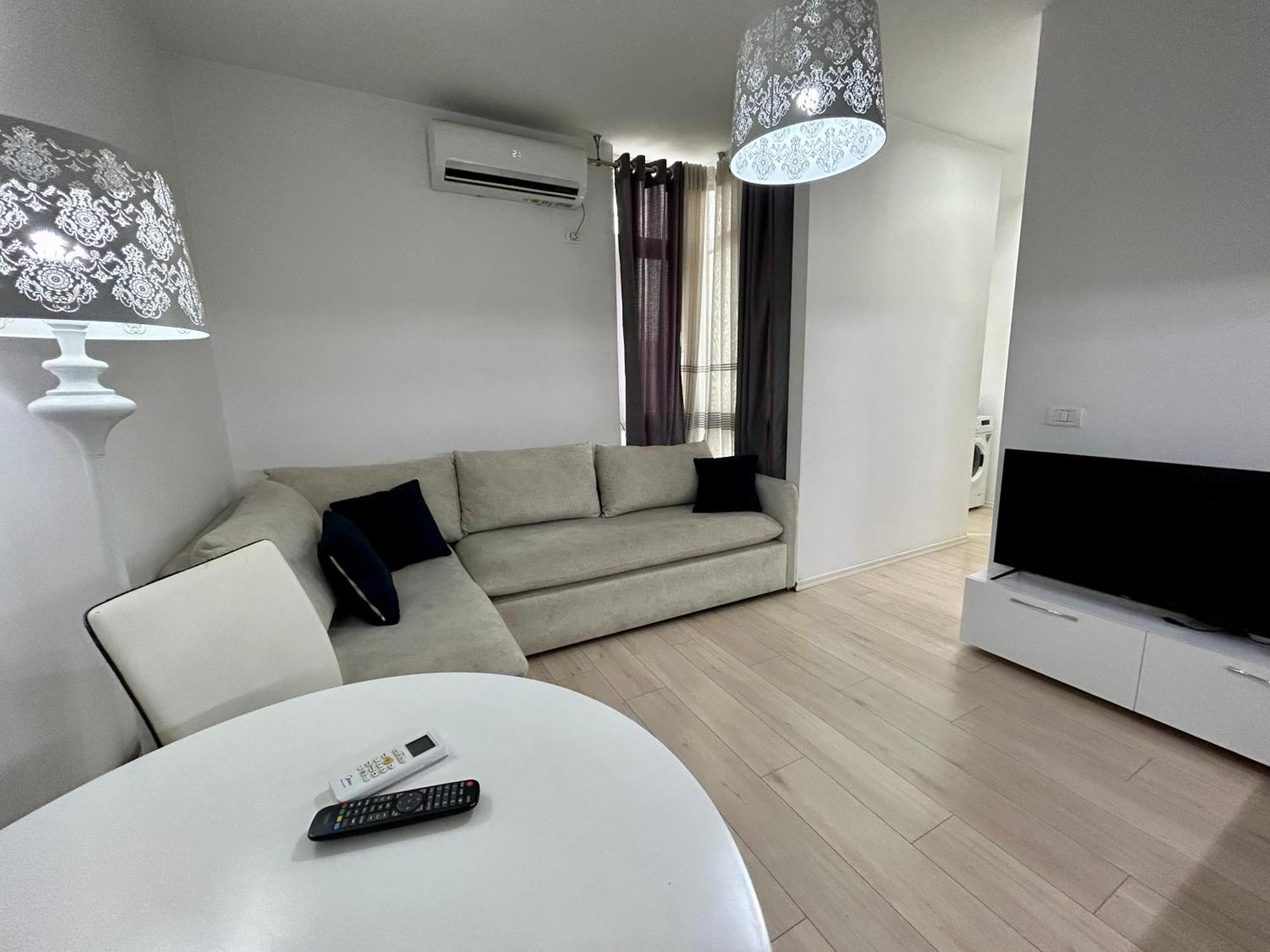 A&X Lovely And Central Apartment - 24H Self Check-In Tirana Eksteriør billede