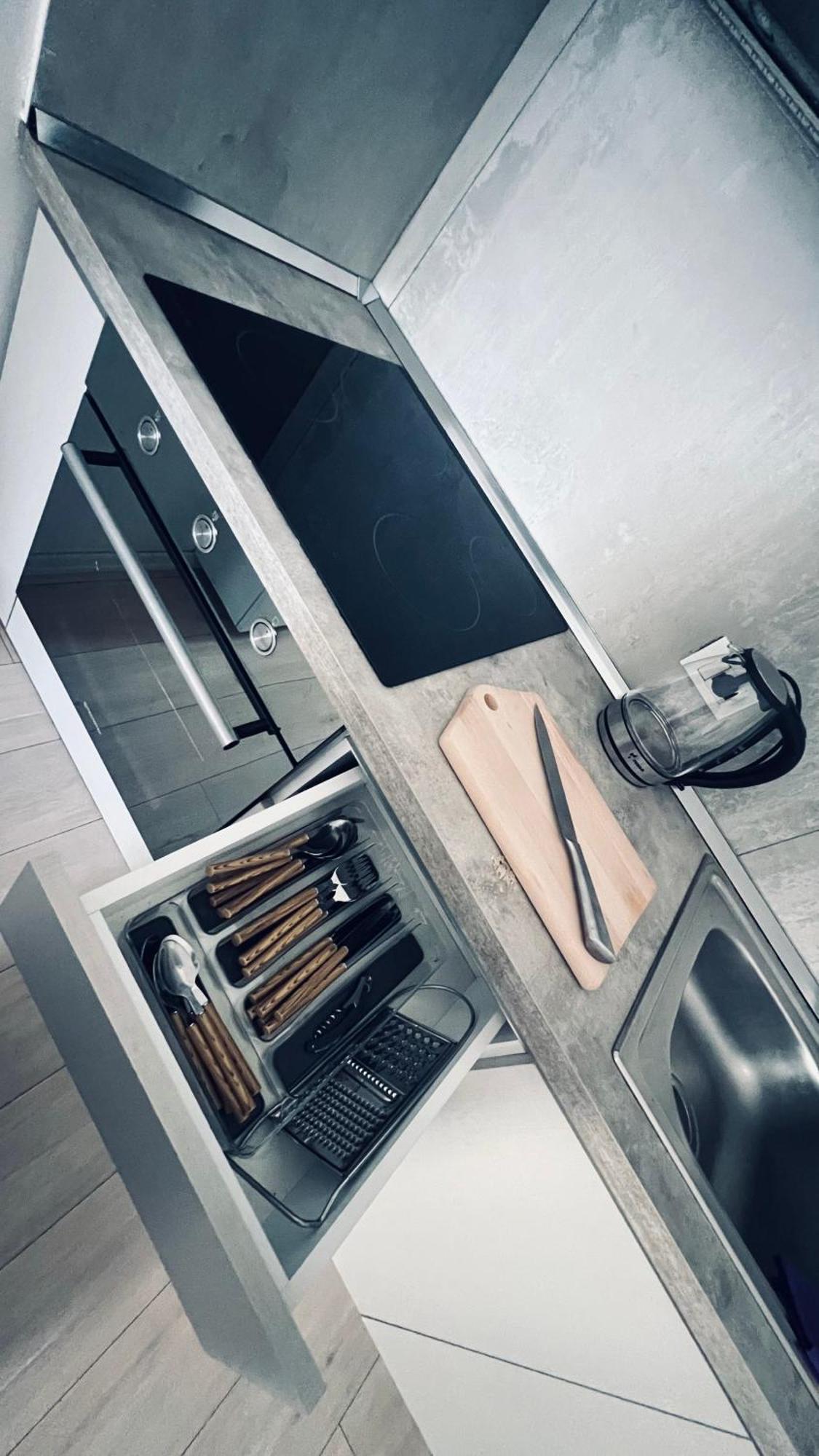 A&X Lovely And Central Apartment - 24H Self Check-In Tirana Eksteriør billede