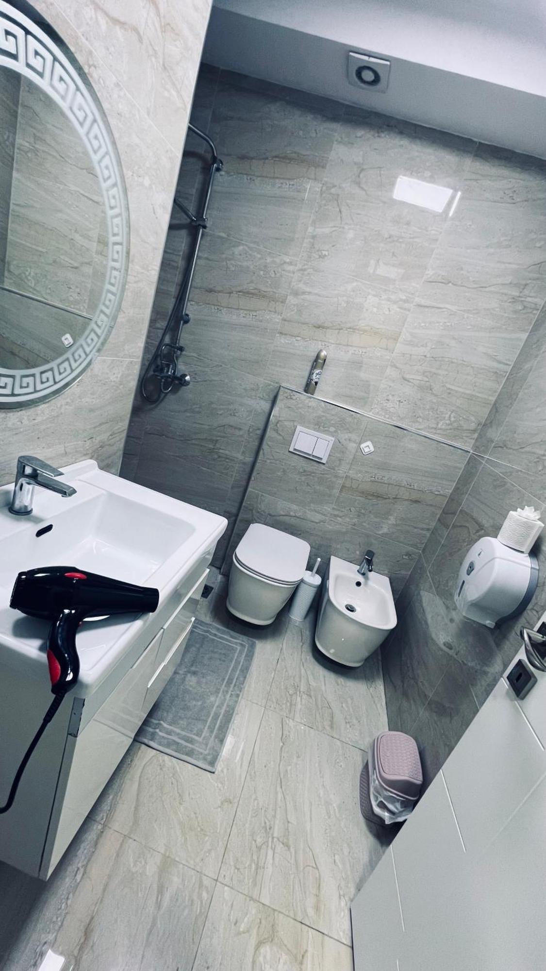 A&X Lovely And Central Apartment - 24H Self Check-In Tirana Eksteriør billede
